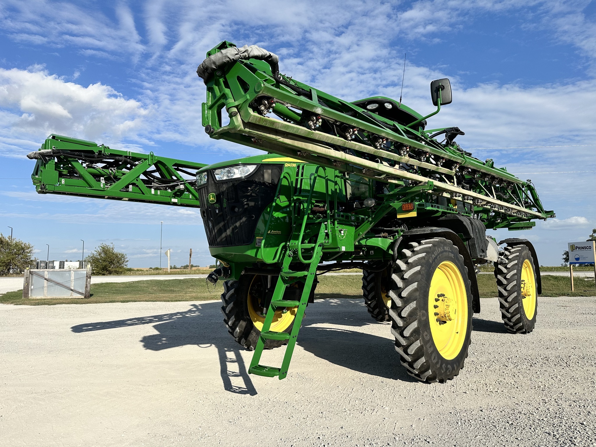 2021 John Deere R4038 Self-Propelled Sprayer