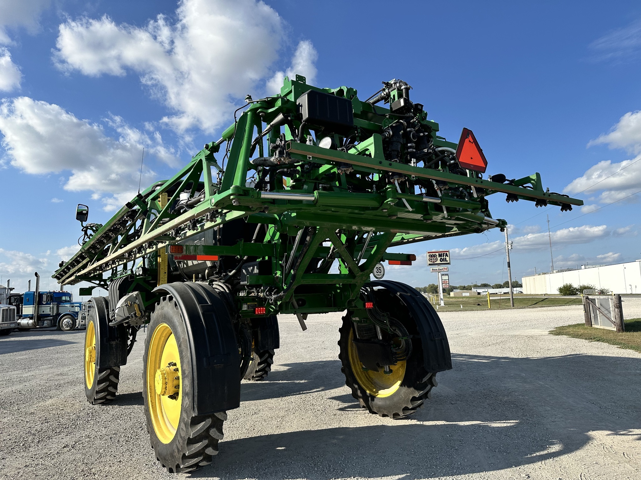 2021 John Deere R4038 Self-Propelled Sprayer