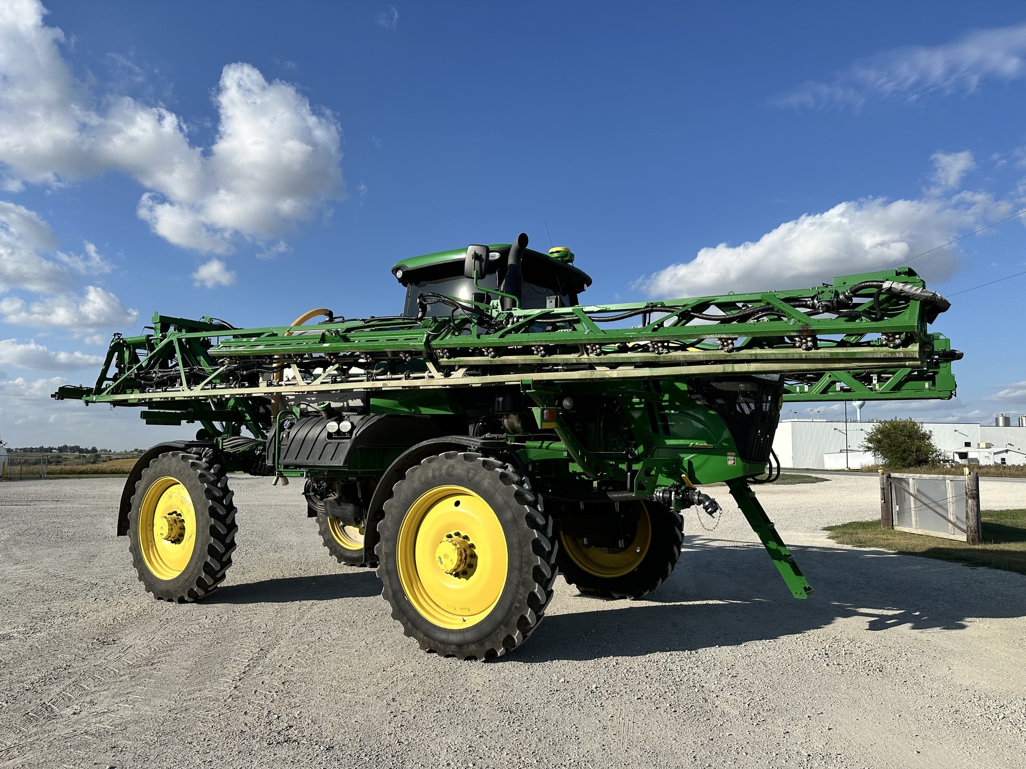 2021 John Deere R4038 Self-Propelled Sprayer