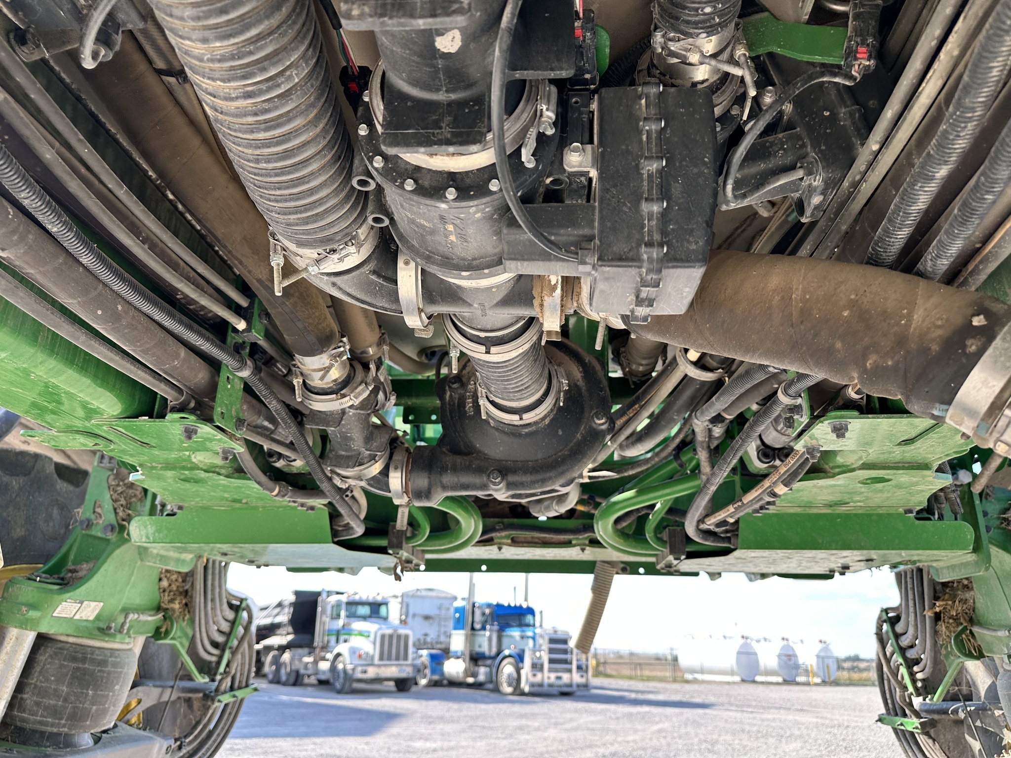 2021 John Deere R4038 Self-Propelled Sprayer