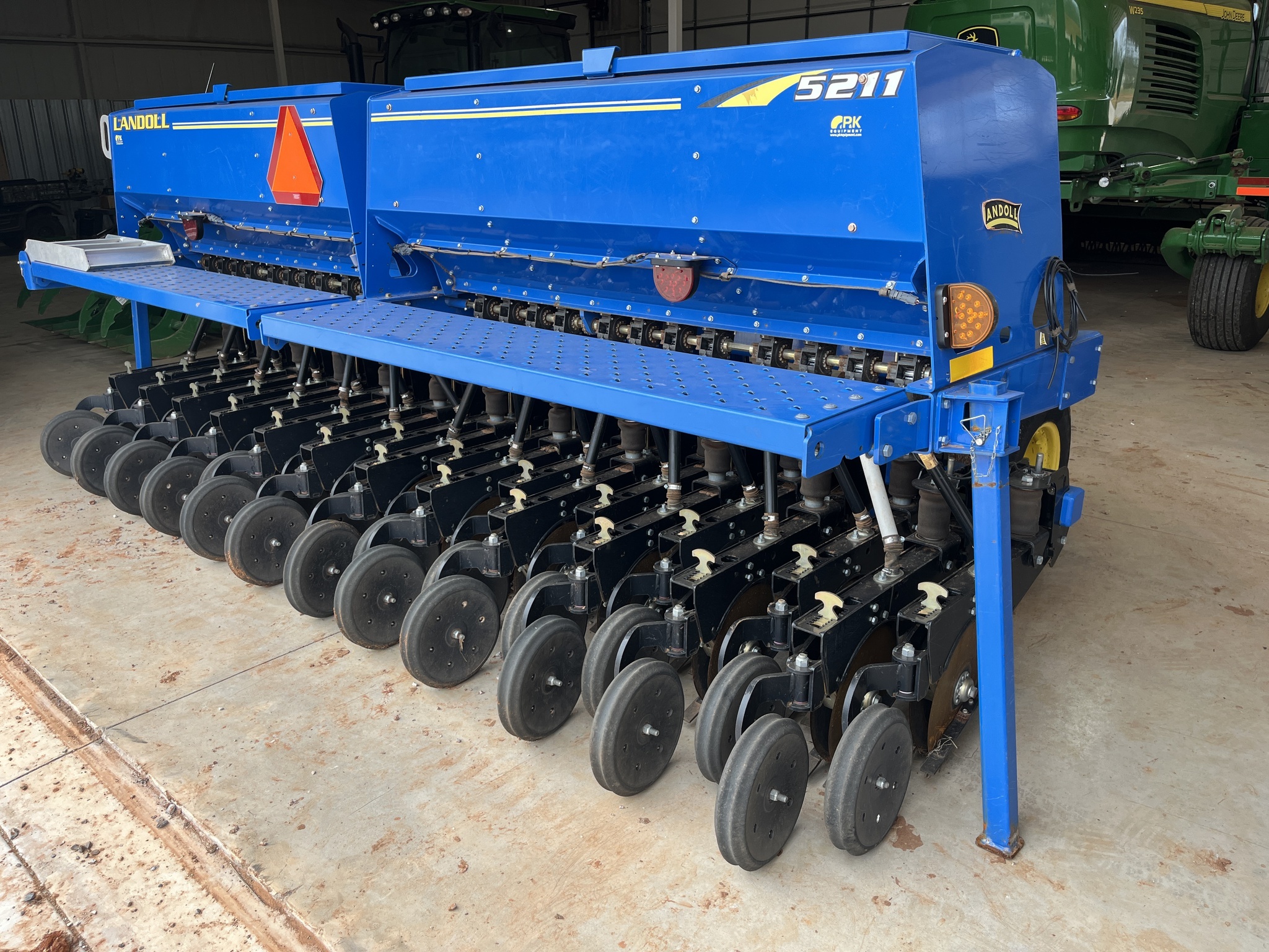 2019 Landoll 5211 Drill