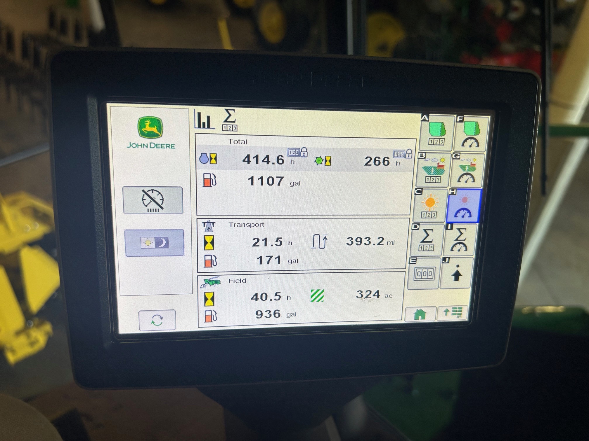 2022 John Deere 9700 Self-Propelled Forage Harvester