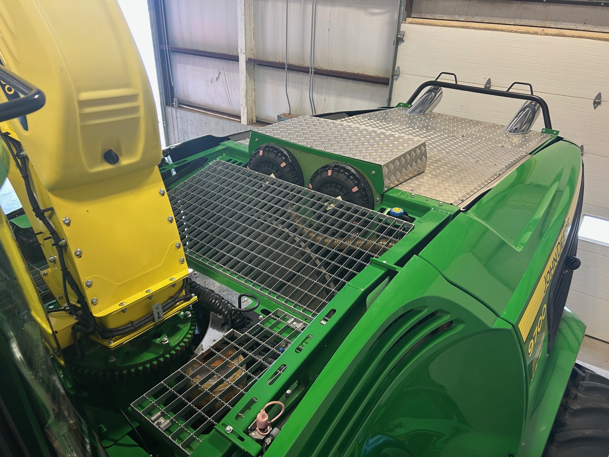 2022 John Deere 9700 Self-Propelled Forage Harvester