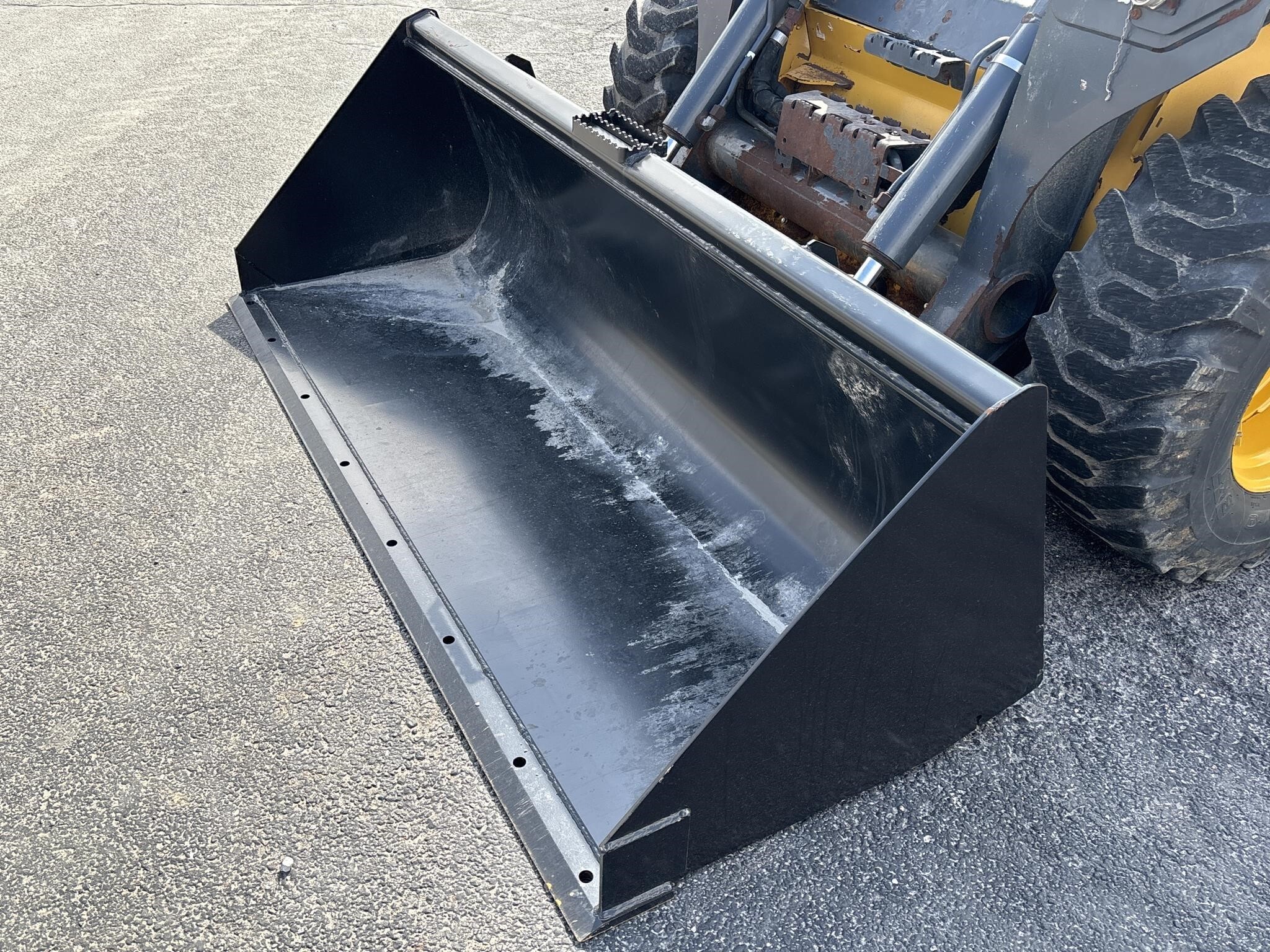 2019 Deere 330G Skid Steer