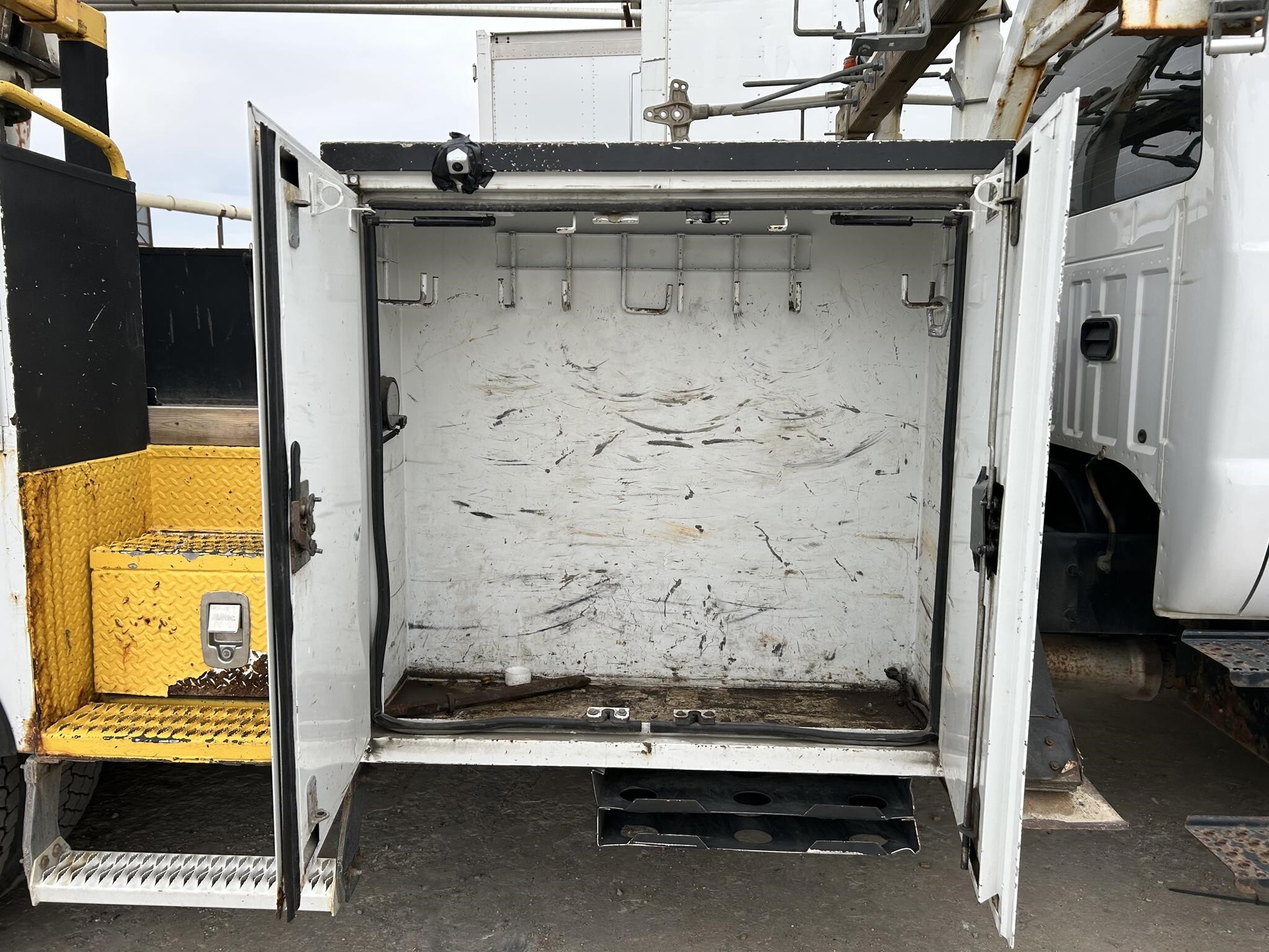 2012 Altec DM47T Crane