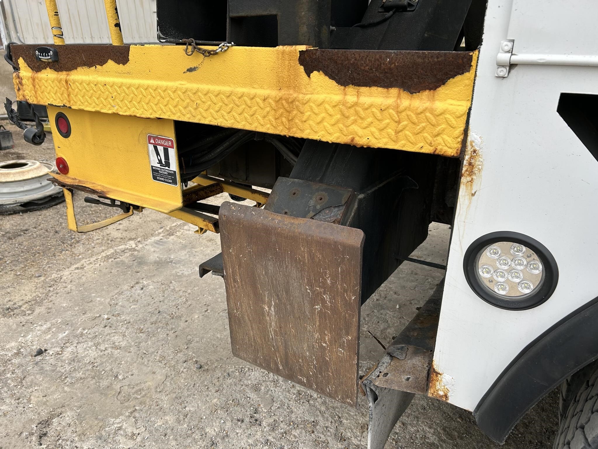 2012 Altec DM47T Crane
