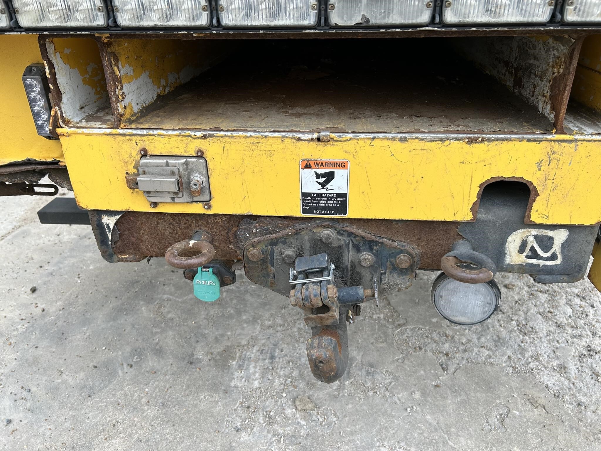 2012 Altec DM47T Crane