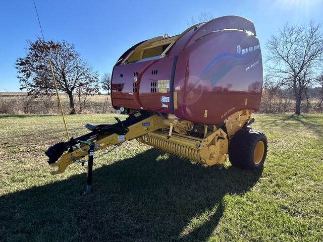 2025 New Holland Rollbelt 460 Bale Wrapper