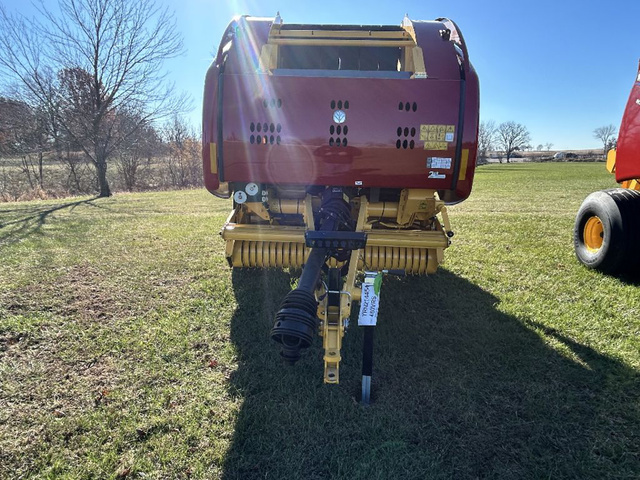 2025 New Holland Rollbelt 460 Bale Wrapper