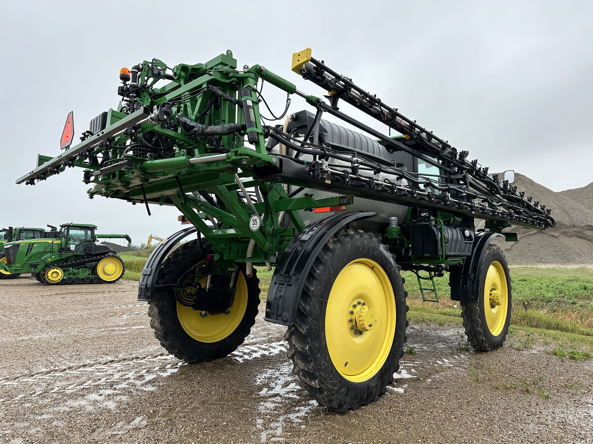 2020 John Deere R4044 Self-Propelled Sprayer