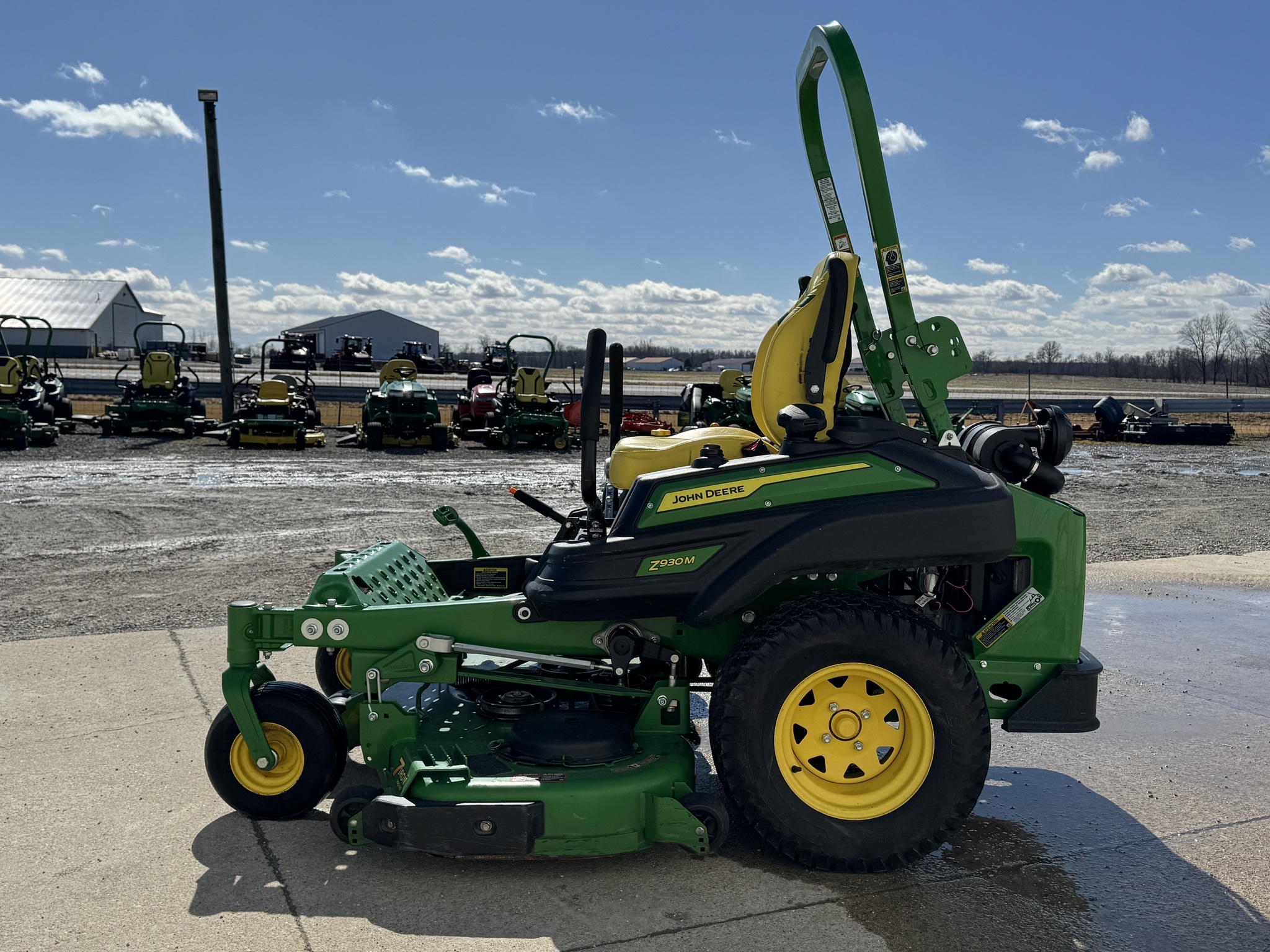 2024 John Deere Z930M Lawn Mower