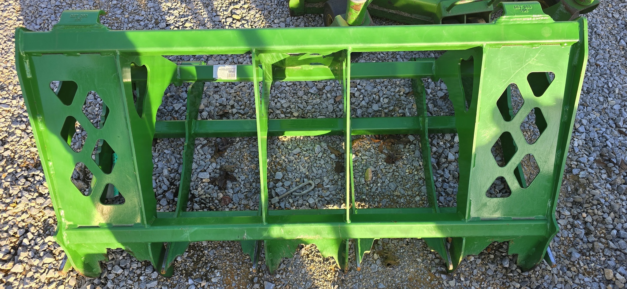  Frontier MG20F Loader and Skid Steer Attachment