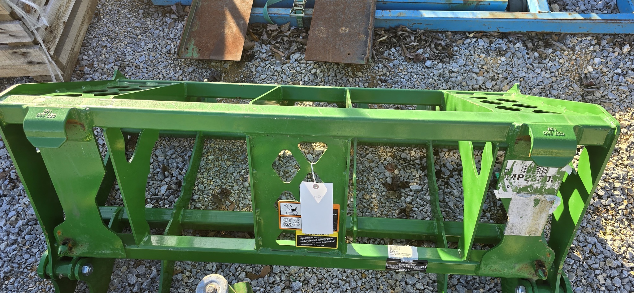  Frontier MG20F Loader and Skid Steer Attachment