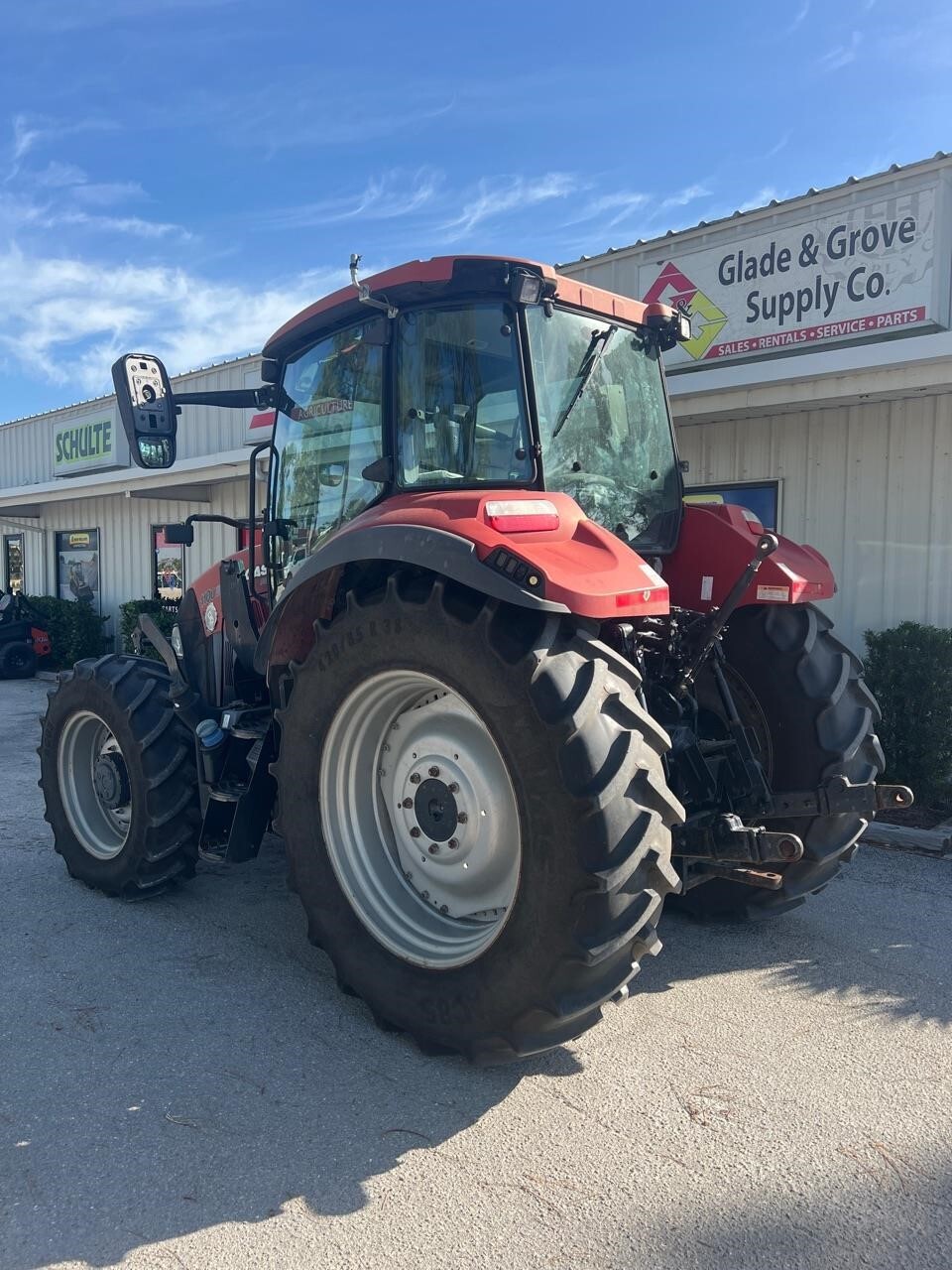 2017 Case IH Farmall 110U Tractor