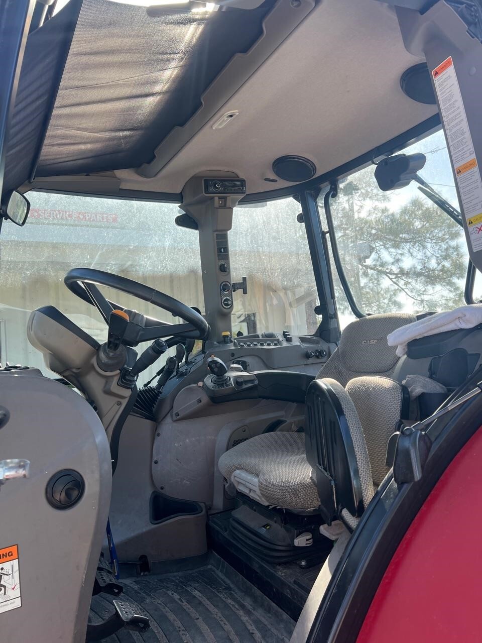 2017 Case IH Farmall 110U Tractor