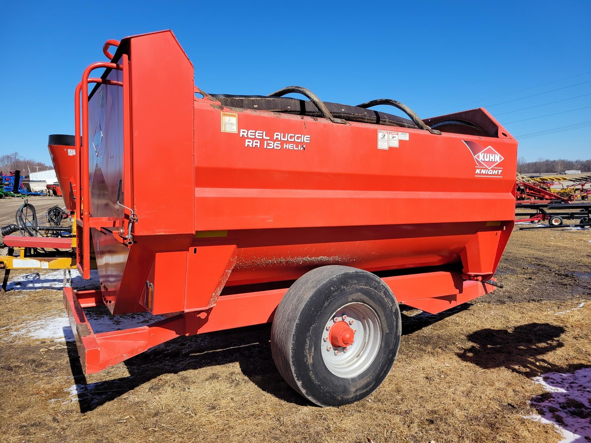 2018 Kuhn Knight RA136 Grinders and Mixer