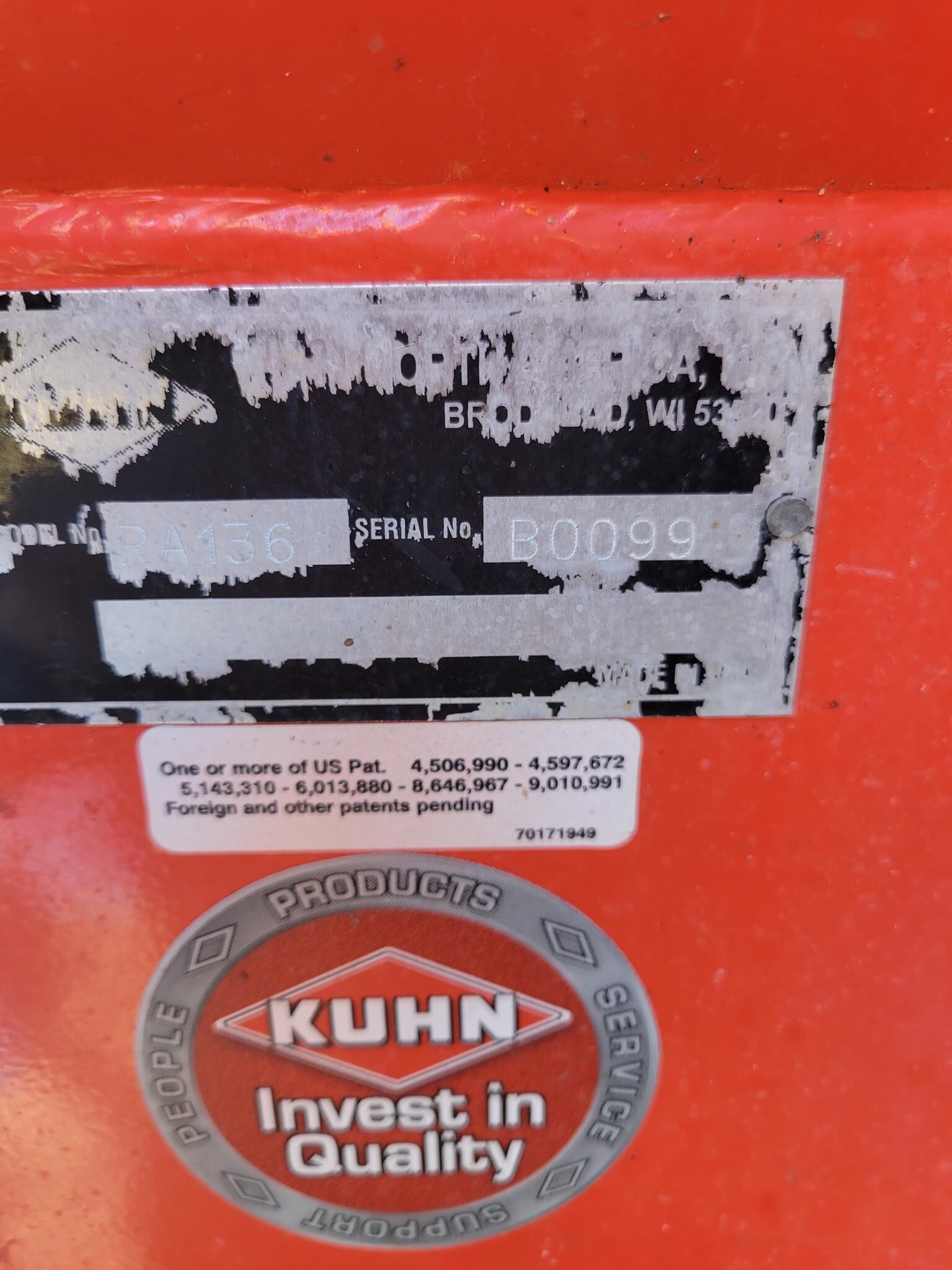 2018 Kuhn Knight RA136 Grinders and Mixer