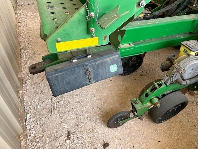 2009 John Deere DB44 Planter
