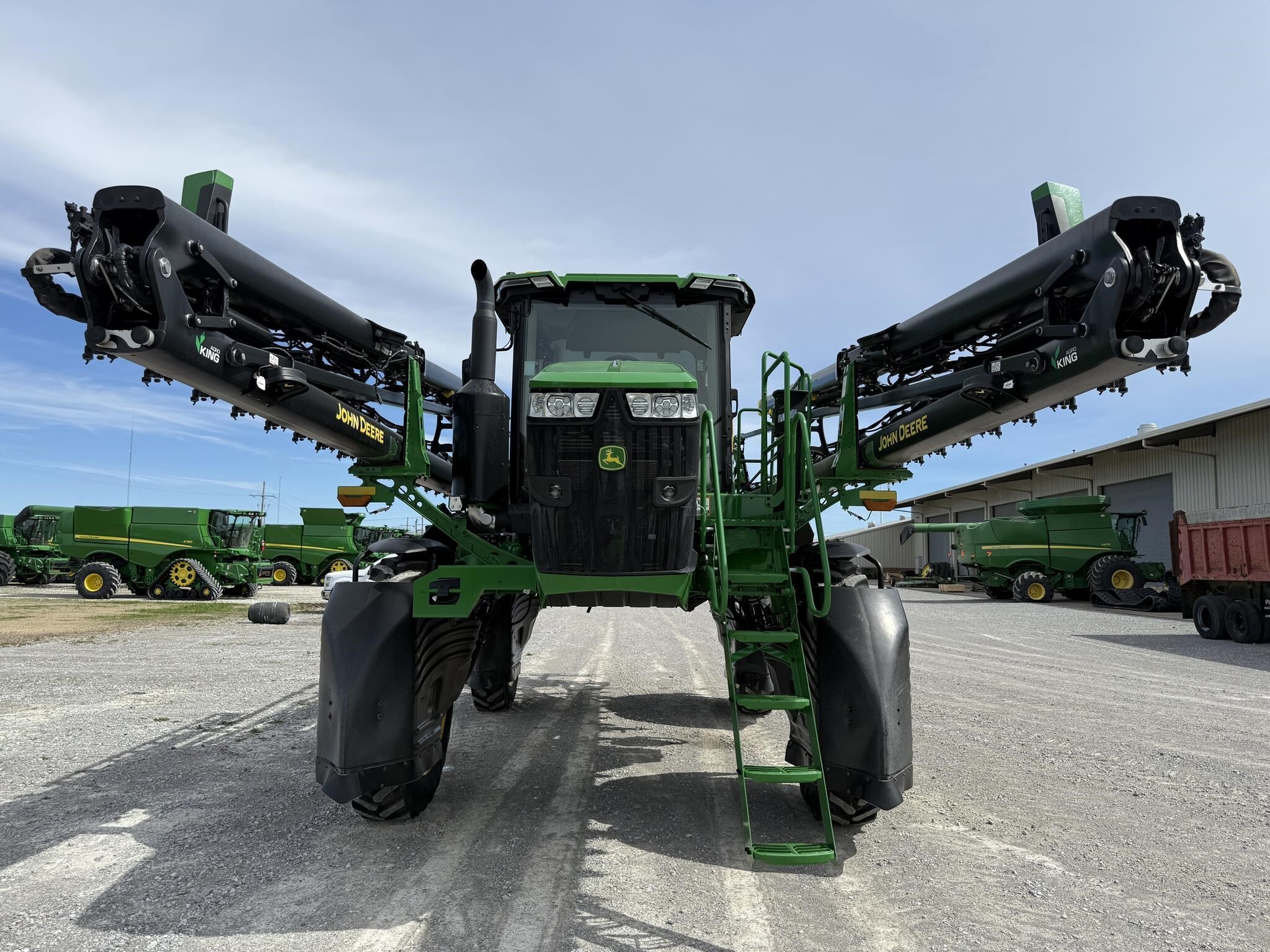 2024 John Deere 408R Self-Propelled Sprayer