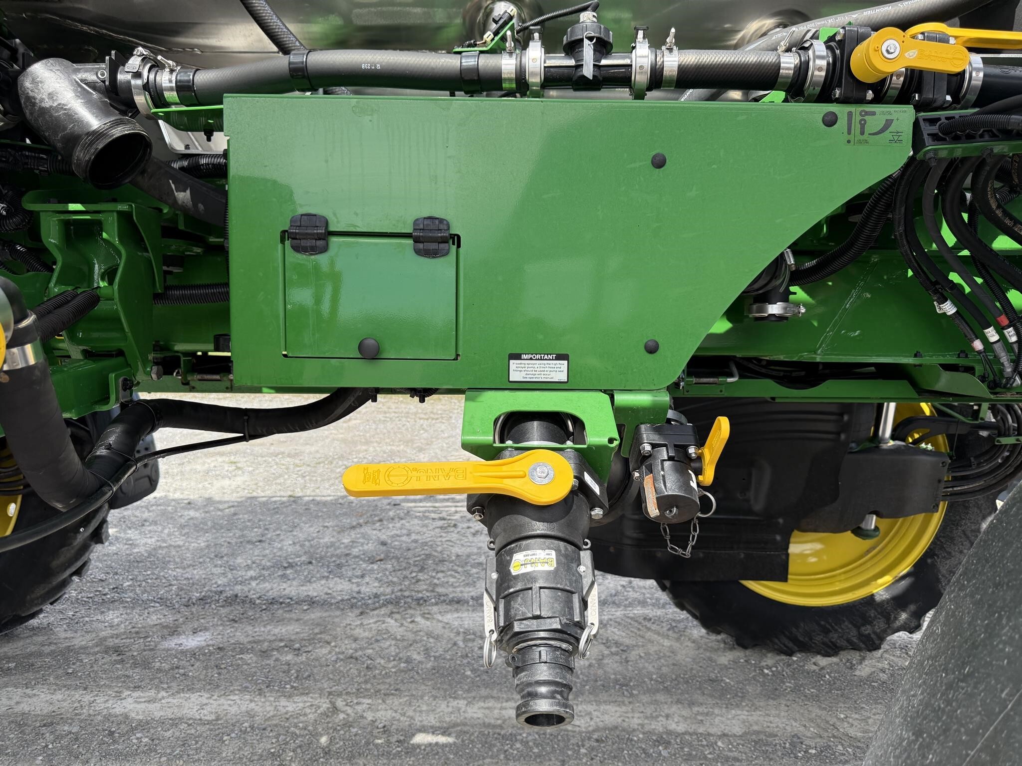 2024 John Deere 408R Self-Propelled Sprayer