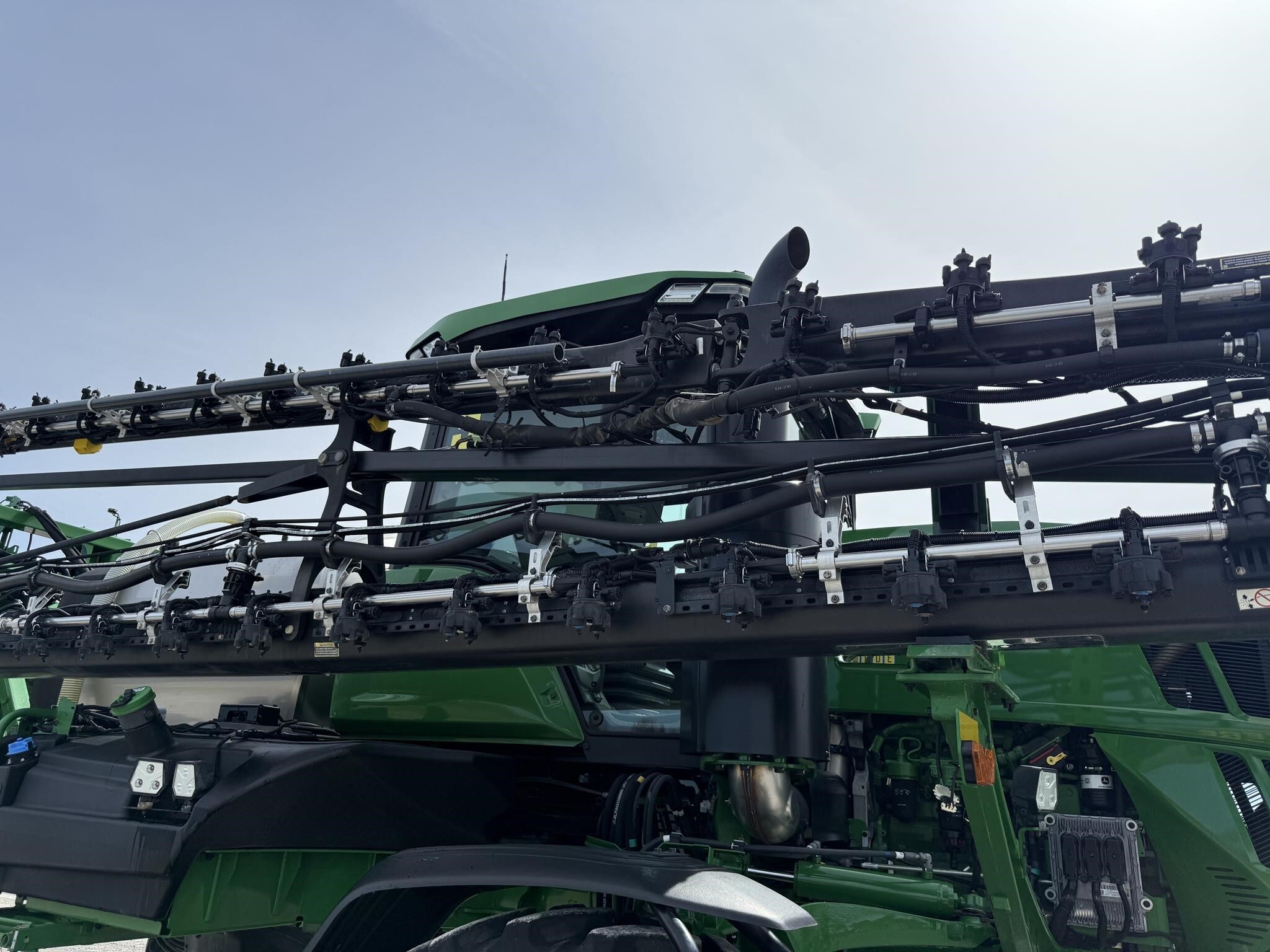 2024 John Deere 408R Self-Propelled Sprayer