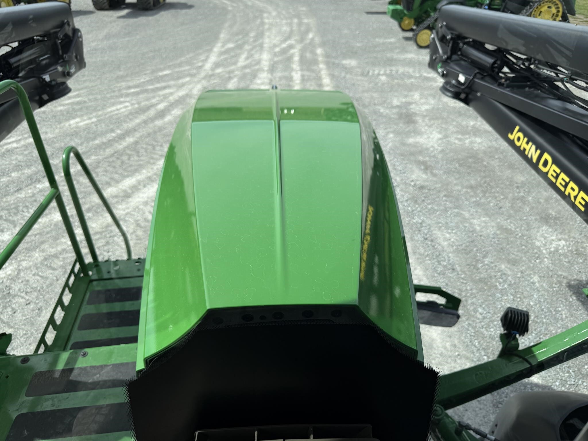 2024 John Deere 408R Self-Propelled Sprayer