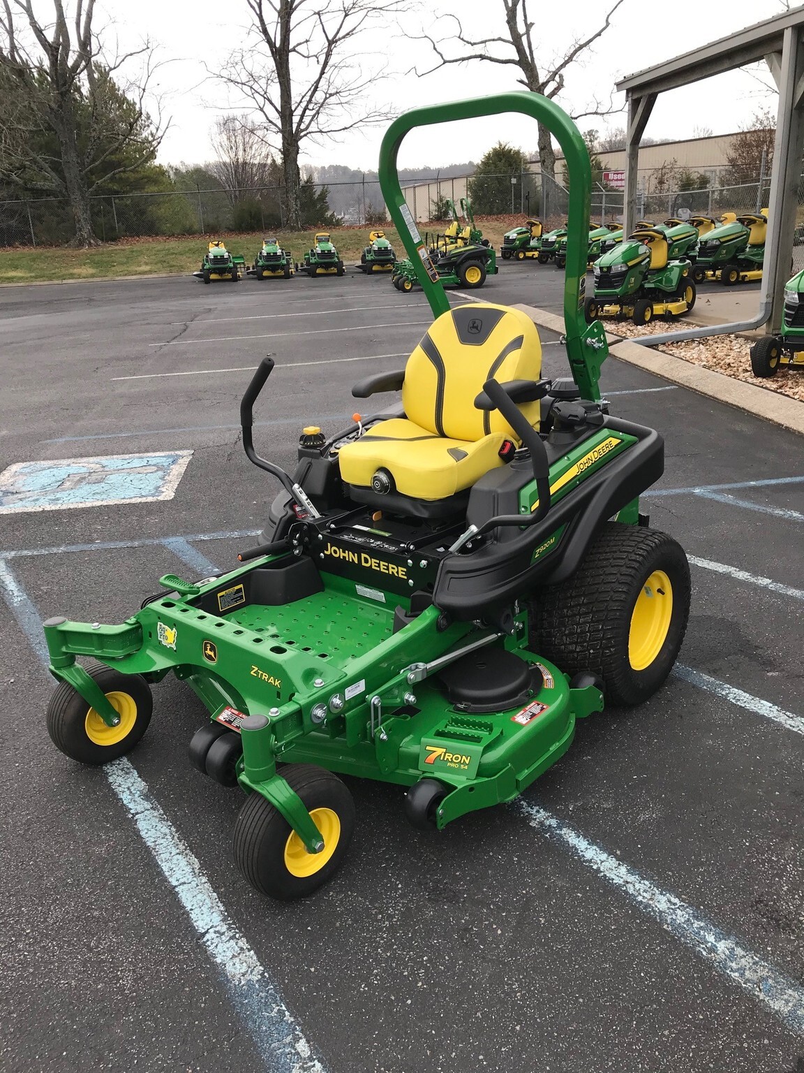 2025 John Deere Z920M Lawn Mower