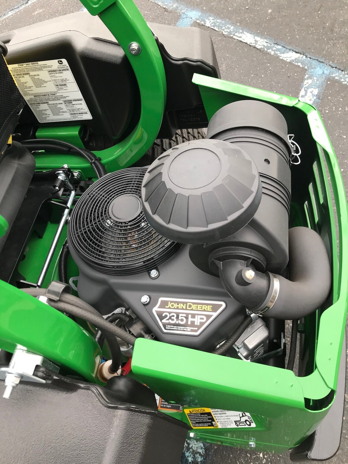 2025 John Deere Z920M Lawn Mower