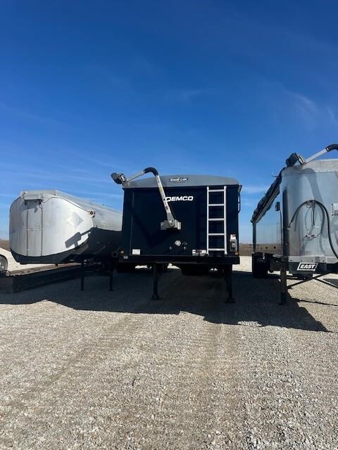 2023 Demco 4022 Grain Trailer
