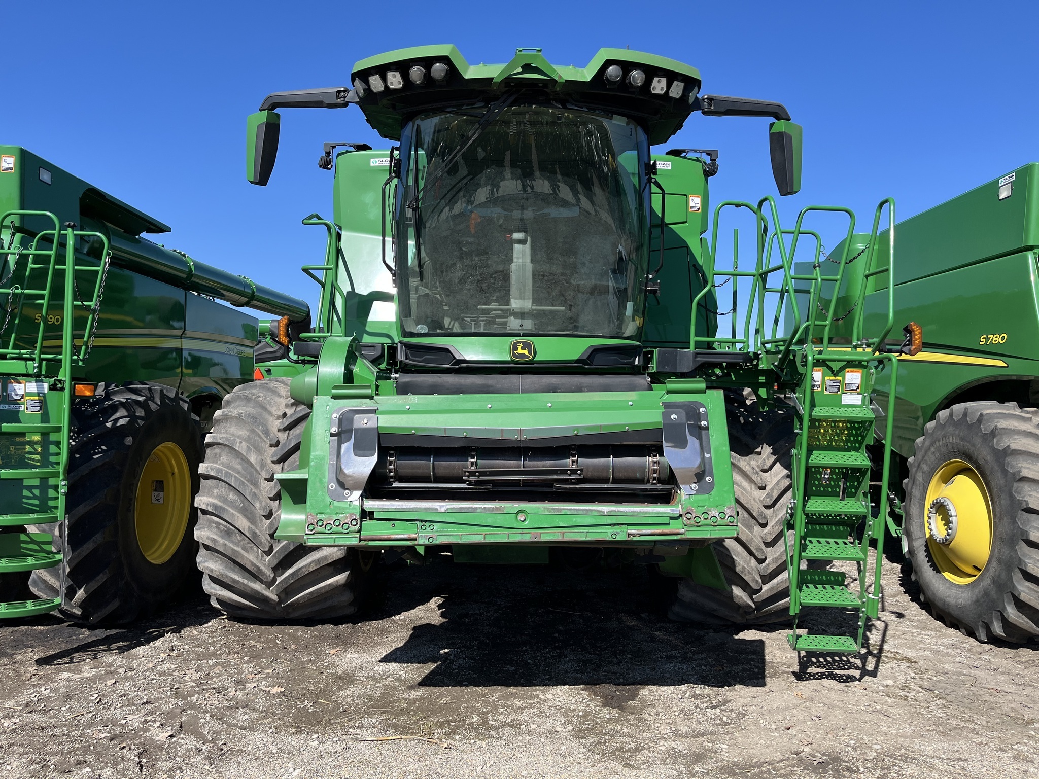 2022 John Deere X9 1100 Combine