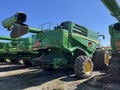 2022 John Deere X9 1100 Combine
