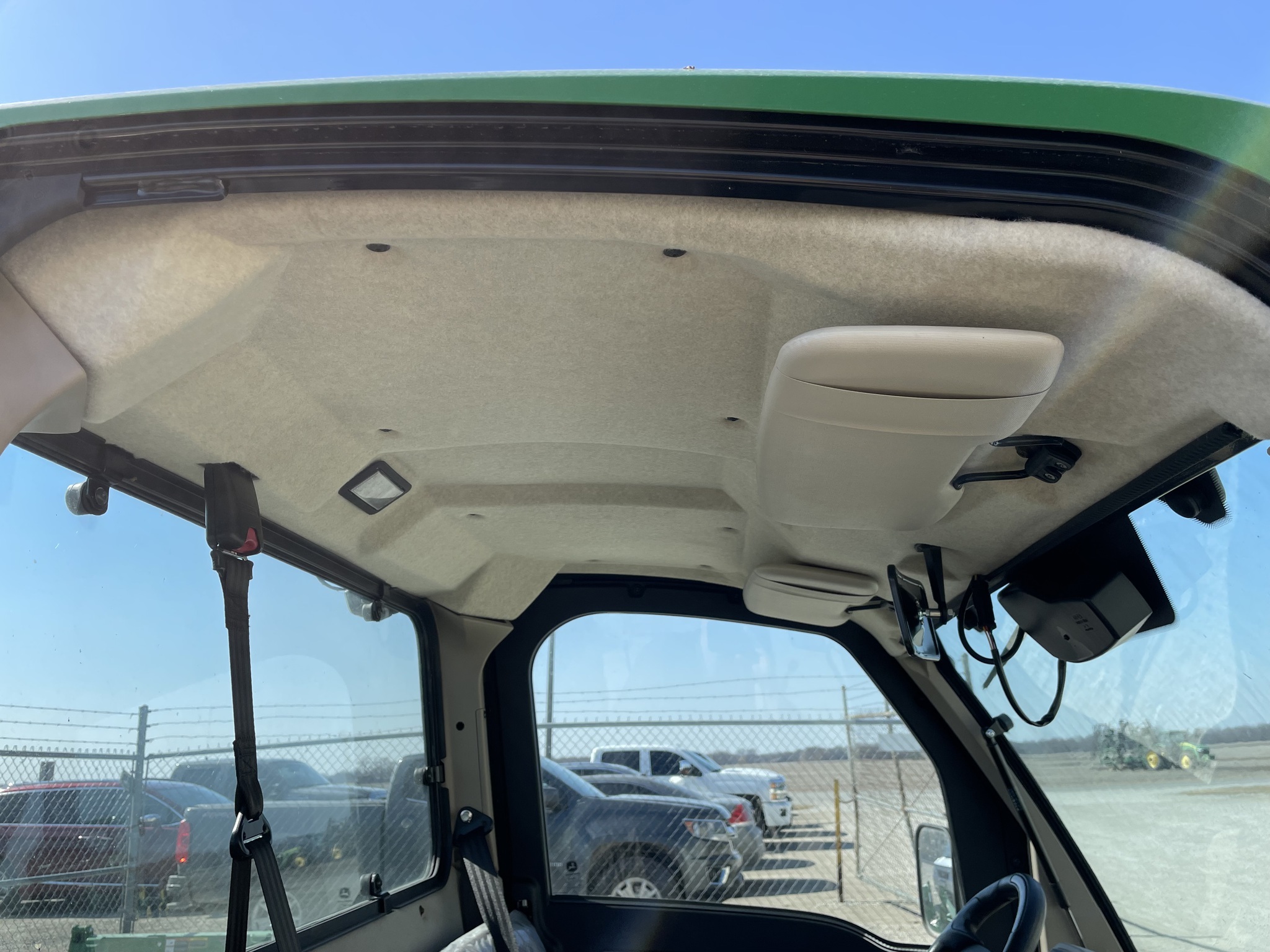 2018 John Deere XUV835R ATVs and Utility Vehicle