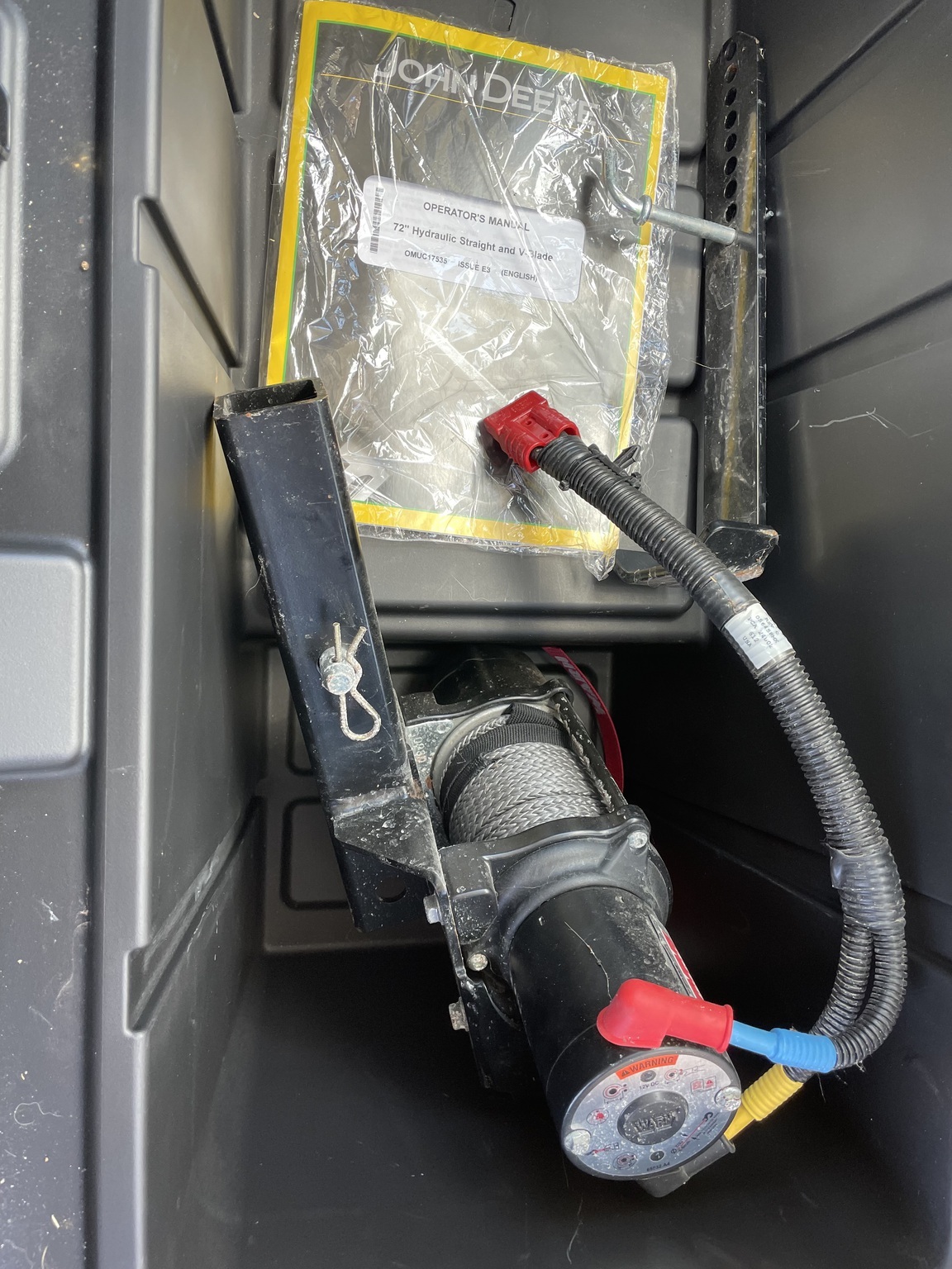 2018 John Deere XUV835R ATVs and Utility Vehicle