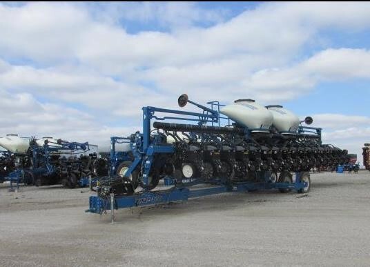 2013 Kinze 3600 ASD Planter