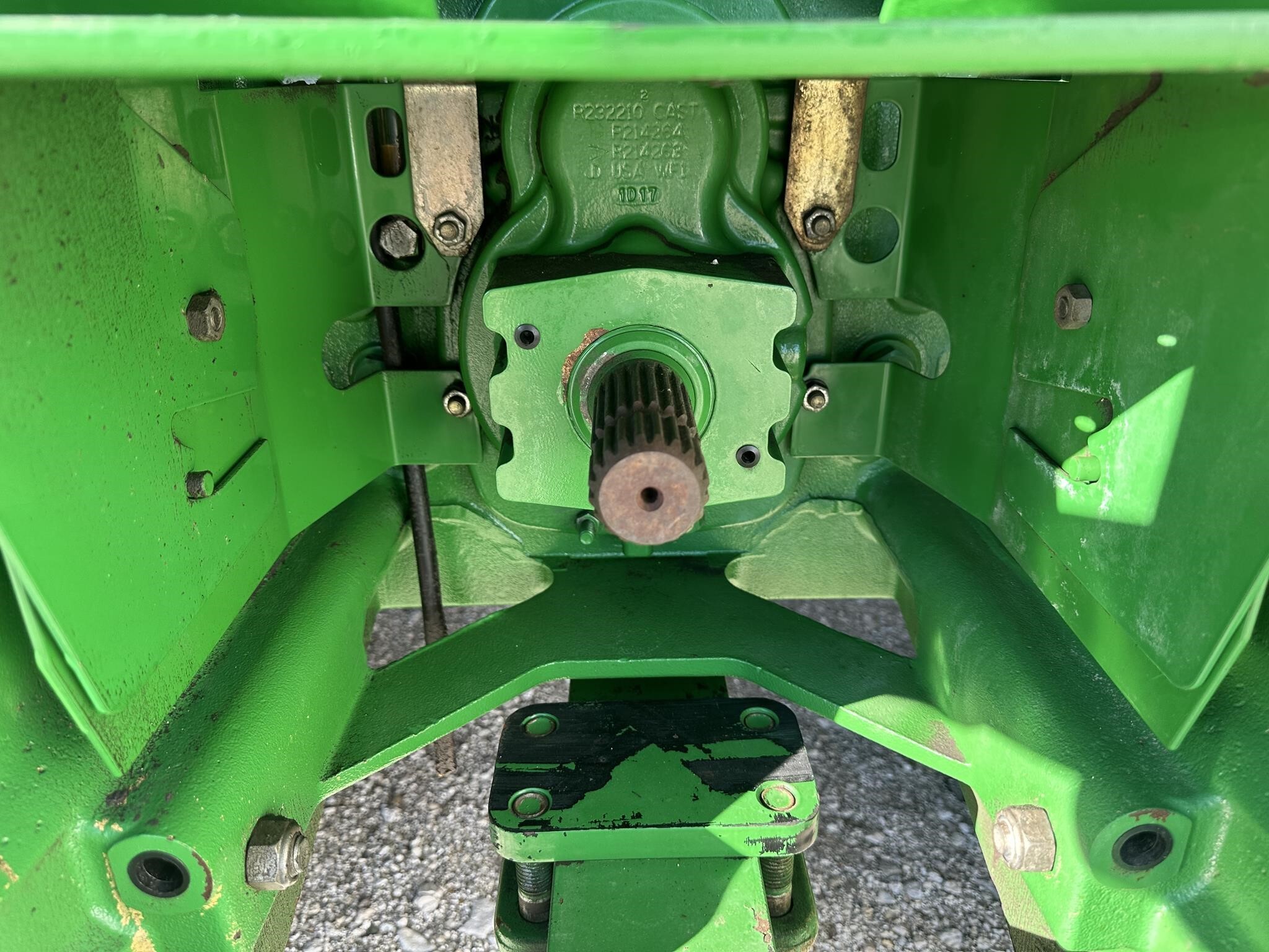 2012 John Deere 8335R Tractor