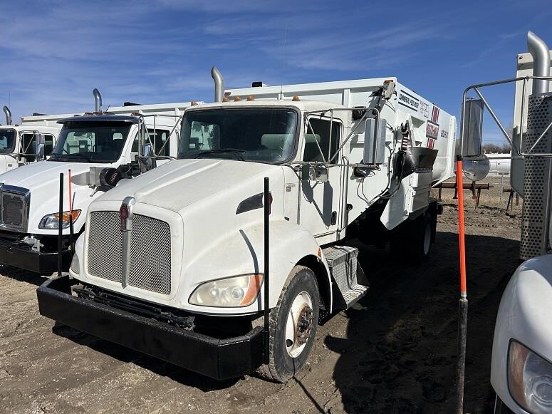 2018 Roto Mix 620-16XD Grinders and Mixer