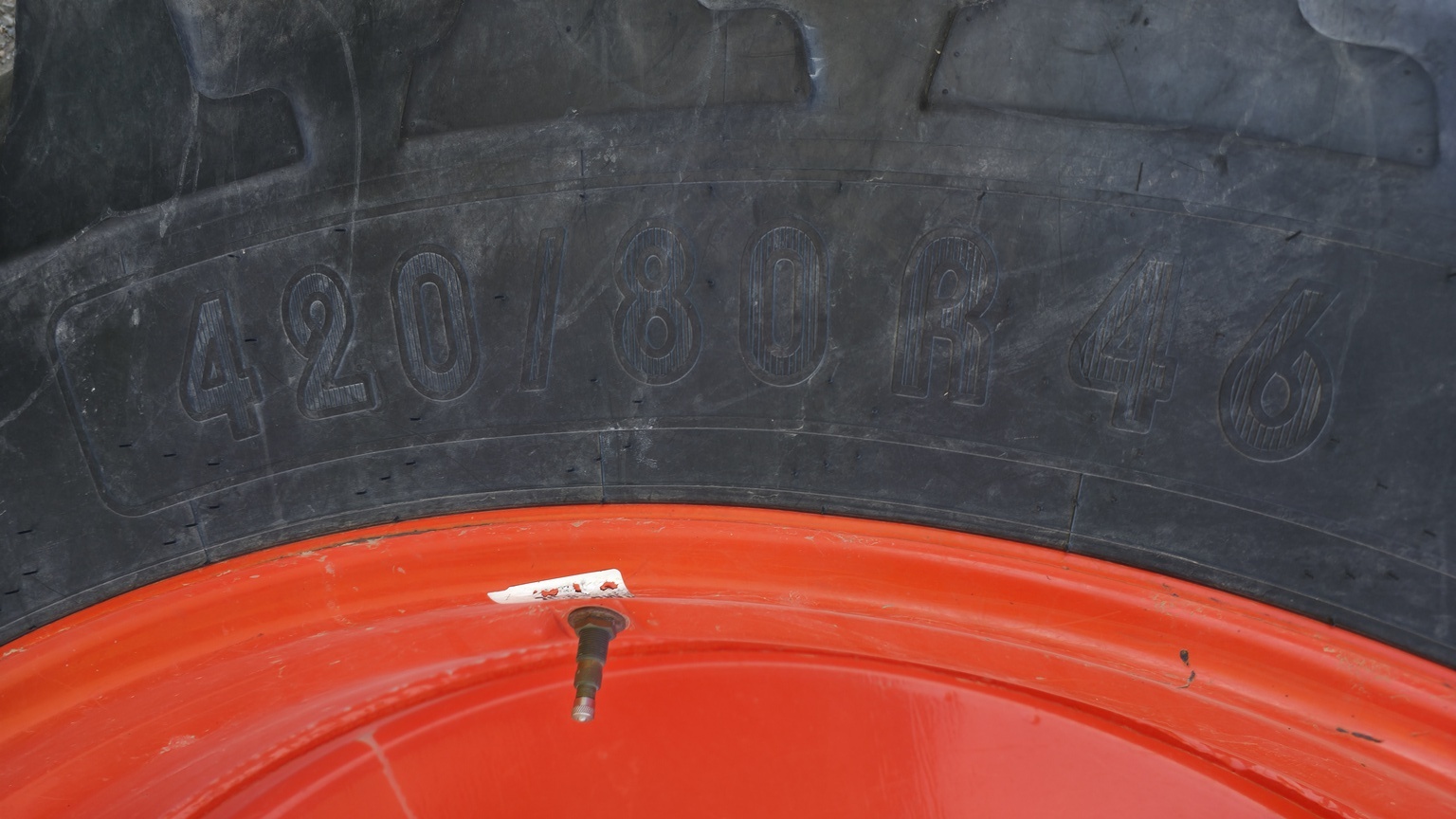 2016 Kubota M7-171 PREMIUM KVT Tractor