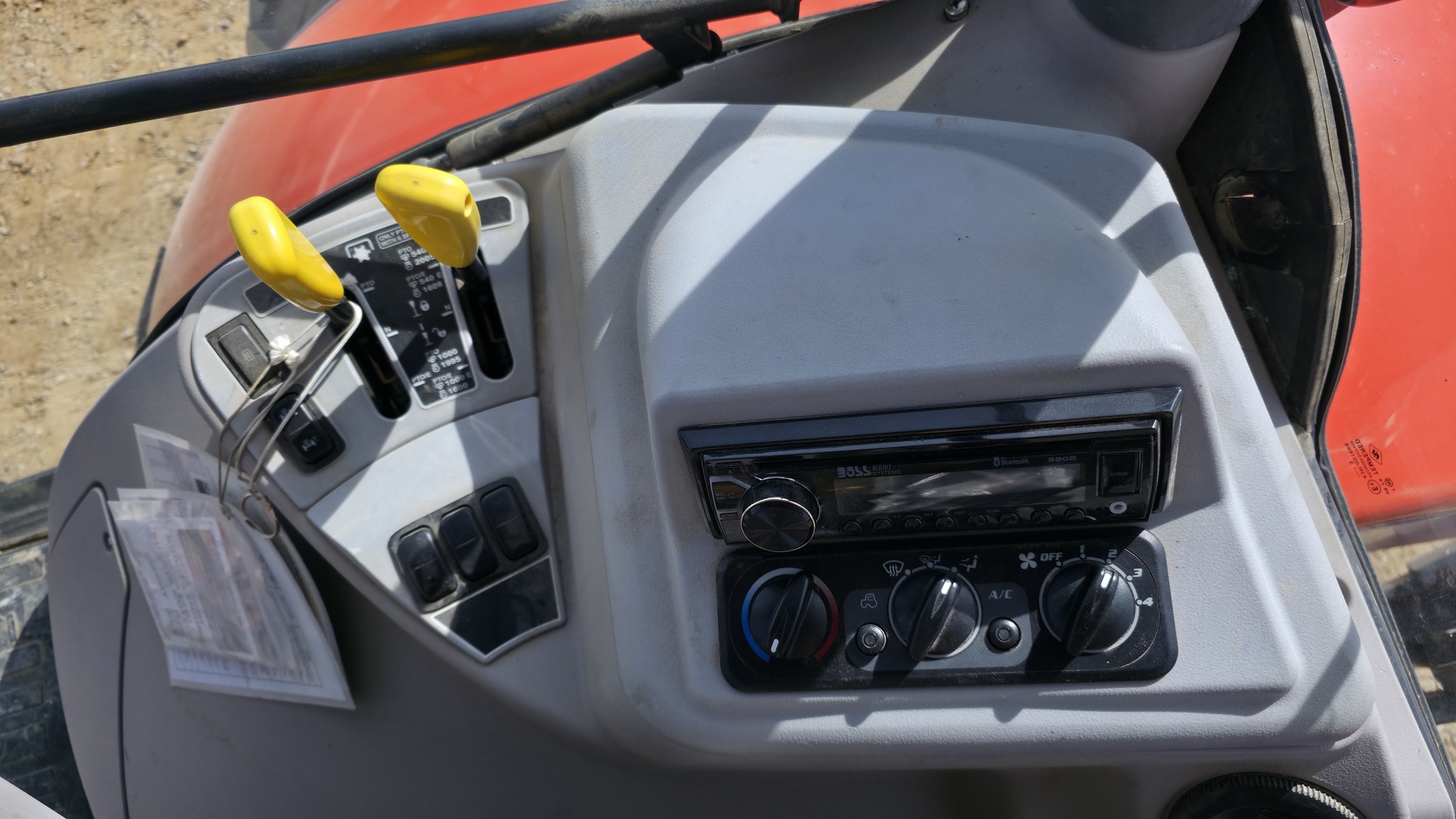 2016 Kubota M7-171 PREMIUM KVT Tractor