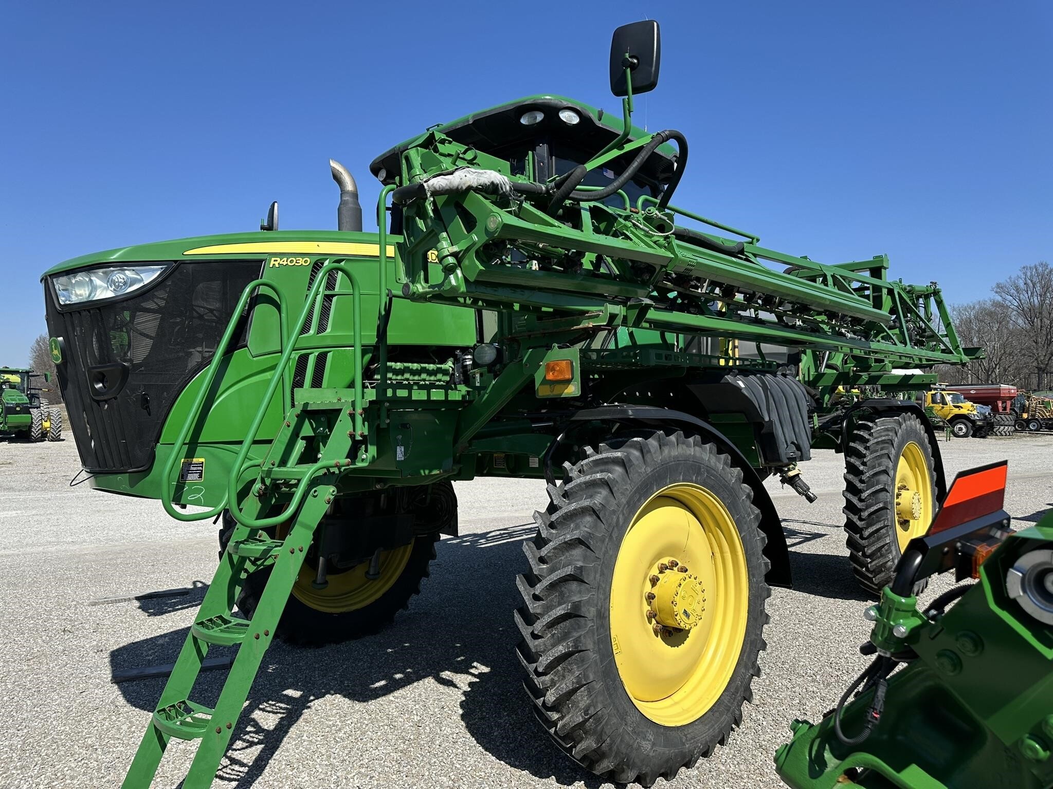 2014 John Deere R4030 Self-Propelled Sprayer - $119,500 | Machinery Pete