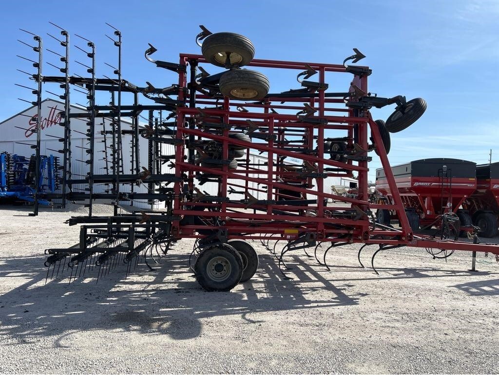 2008 Case IH Tigermate 200 Field Cultivator