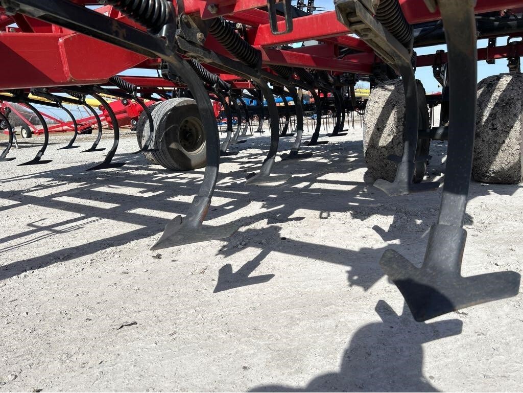 2008 Case IH Tigermate 200 Field Cultivator