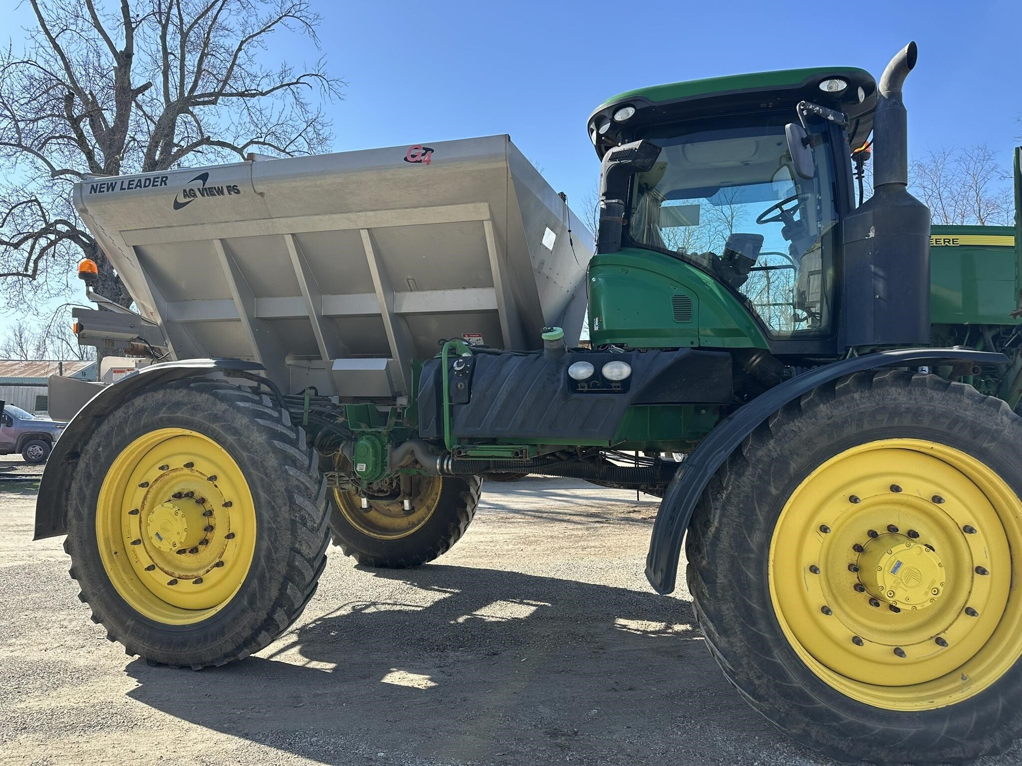 2016 John Deere R4045 Self-Propelled Sprayer