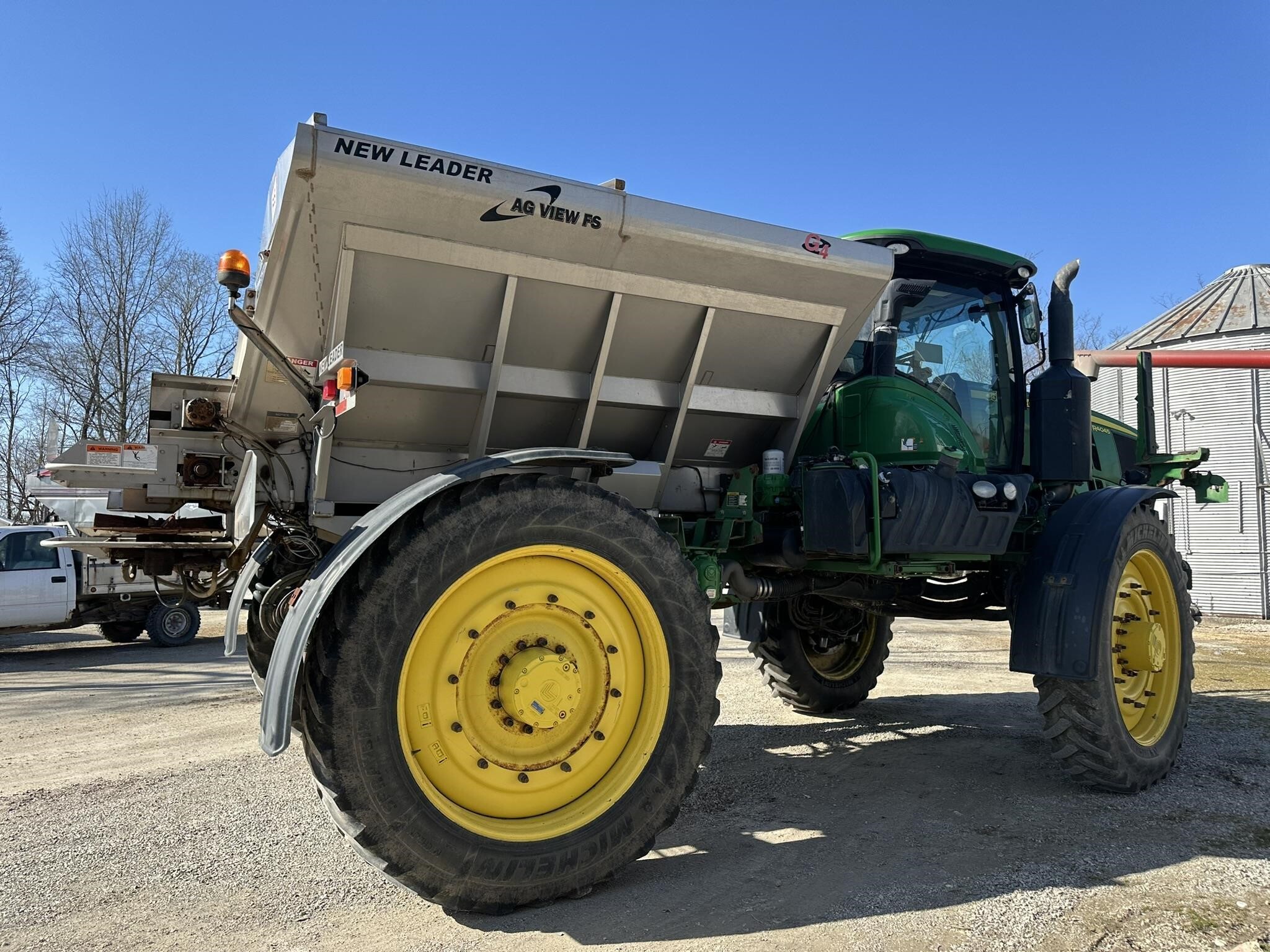 2016 John Deere R4045 Self-Propelled Sprayer