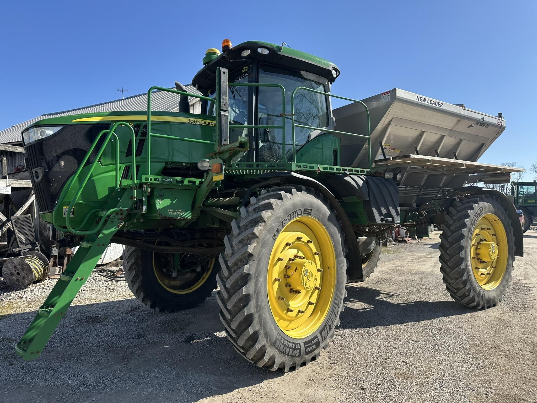 2016 John Deere R4045 Self-Propelled Sprayer