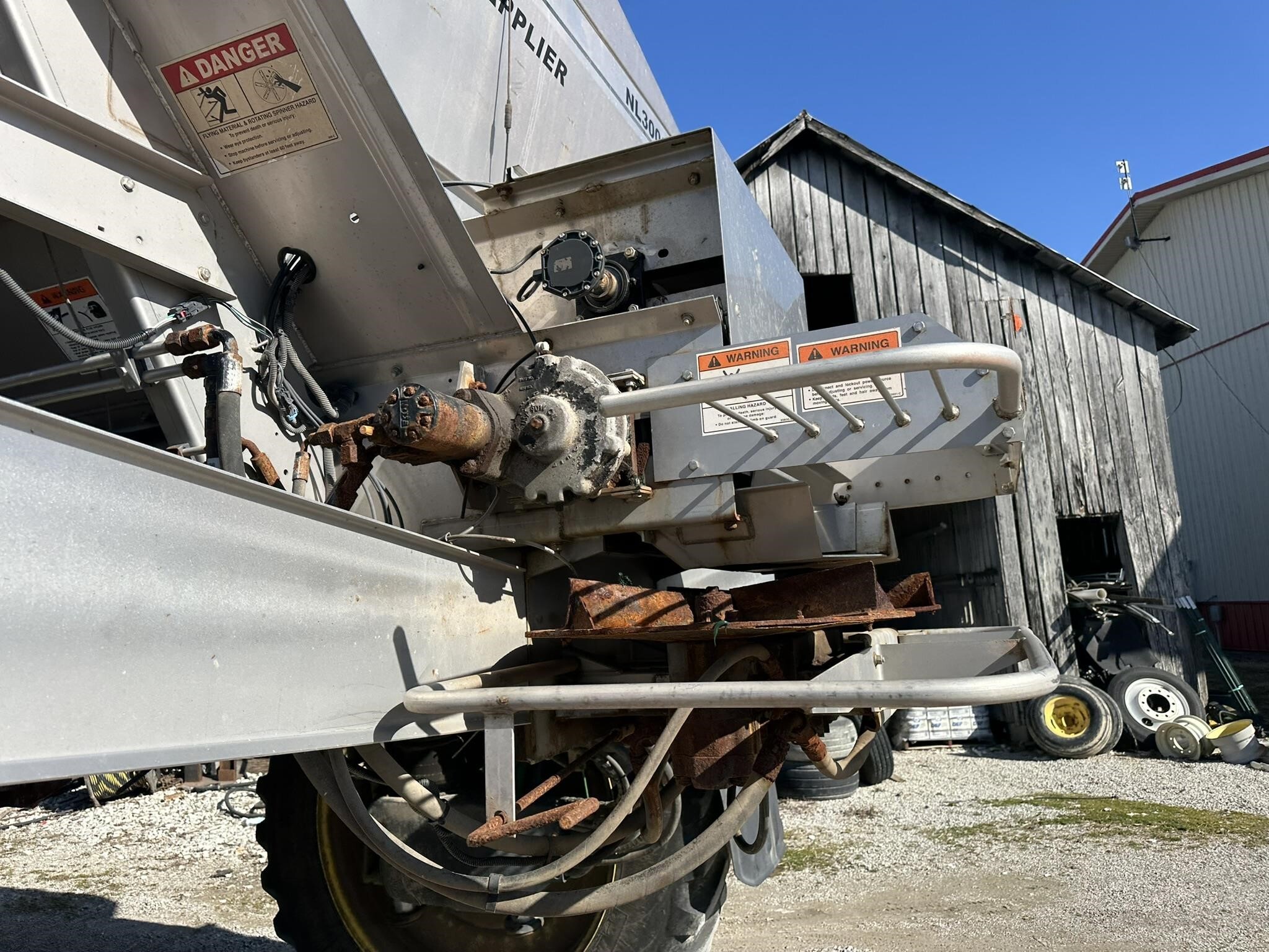 2016 John Deere R4045 Self-Propelled Sprayer