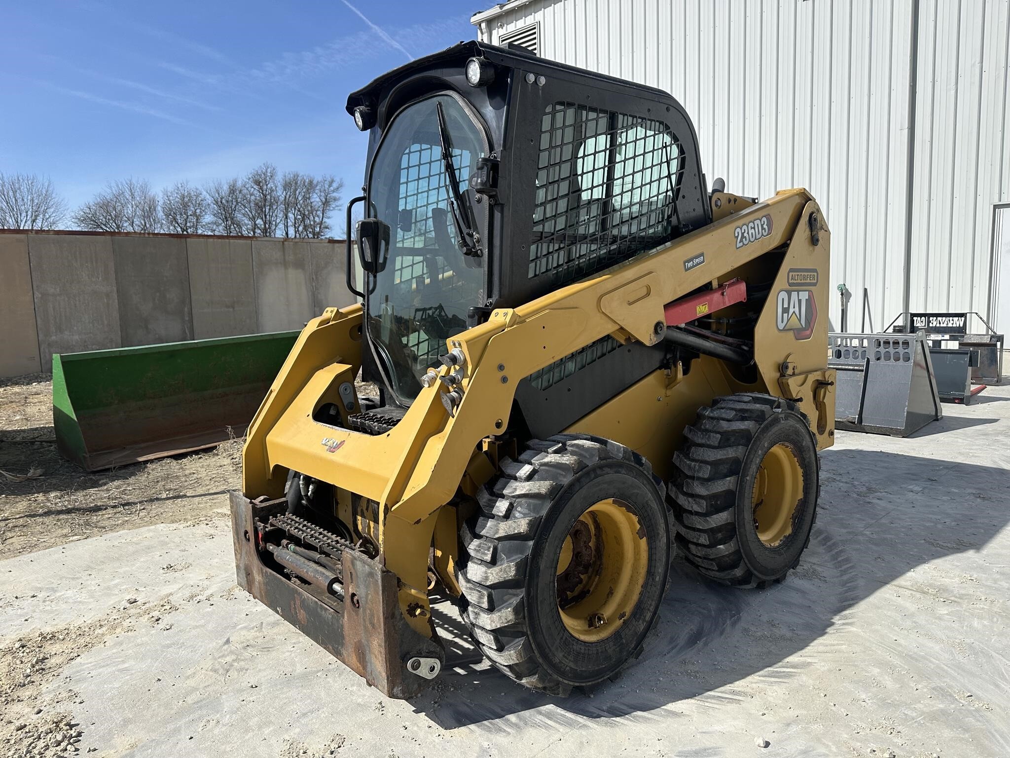 2023 Caterpillar 236D3 Skid Steer