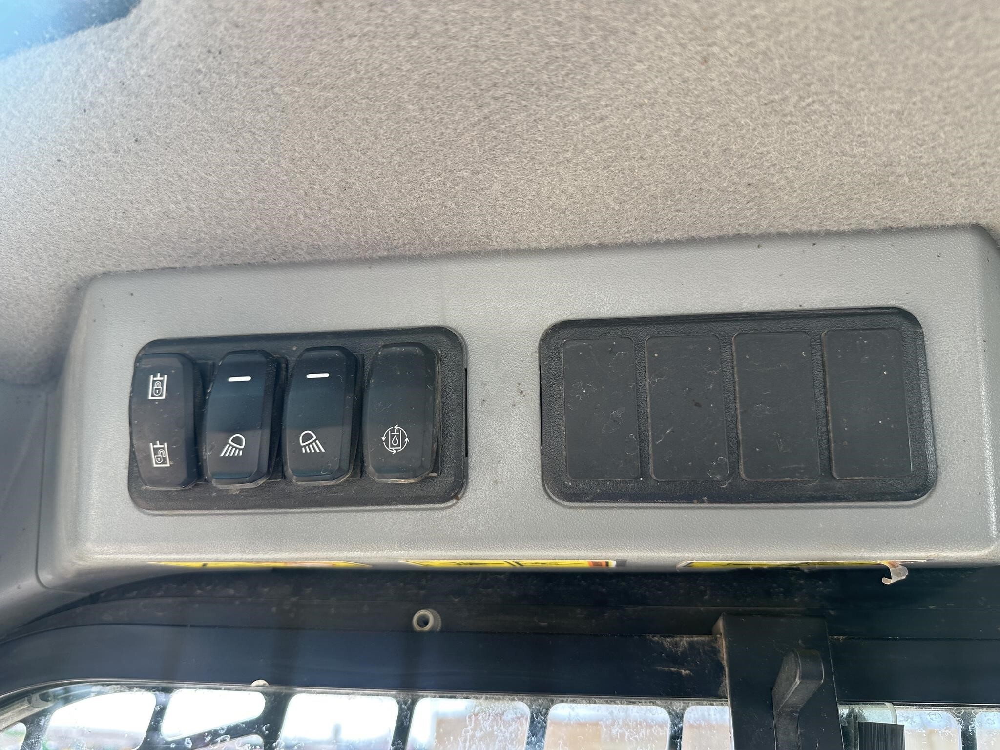 2023 Caterpillar 236D3 Skid Steer