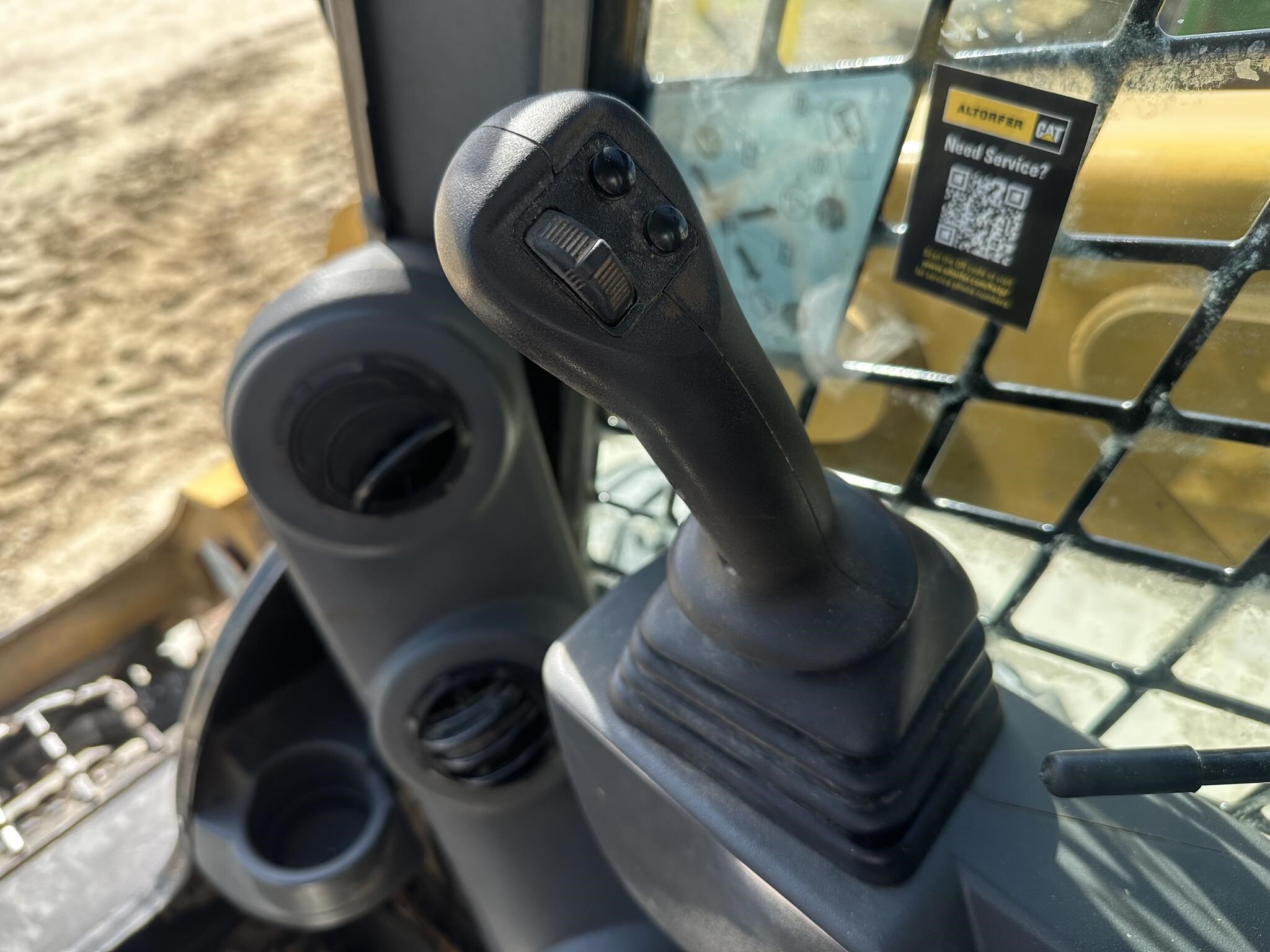 2023 Caterpillar 236D3 Skid Steer