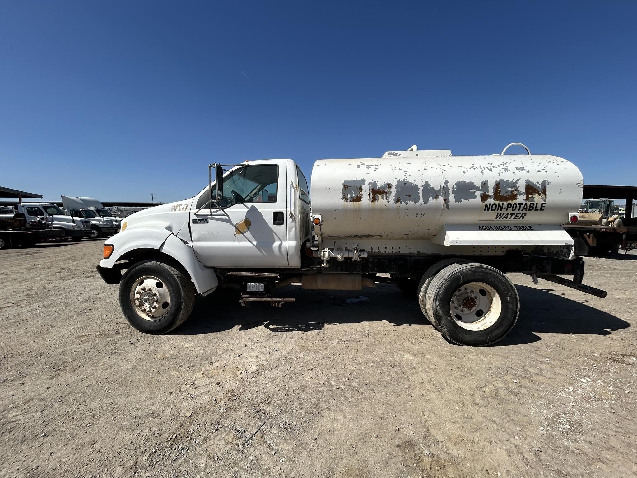 2003 Ford F-650 Pickup