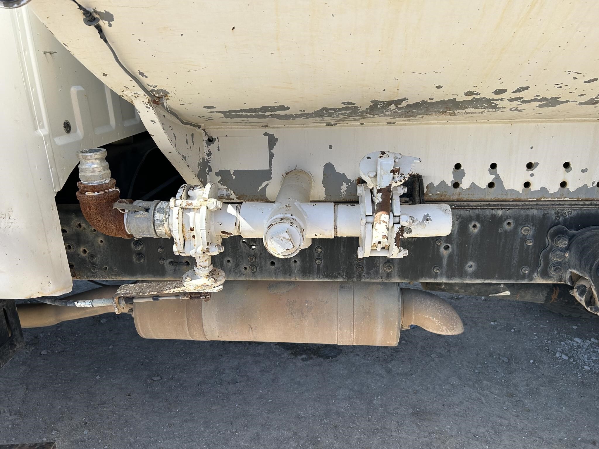 2003 Ford F-650 Pickup